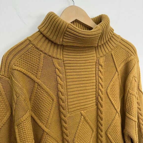 Lavane New York Women’s Marigold Mustard Yellow Chunky 3D Fisherman Knit Turtlen - Picture 4 of 15